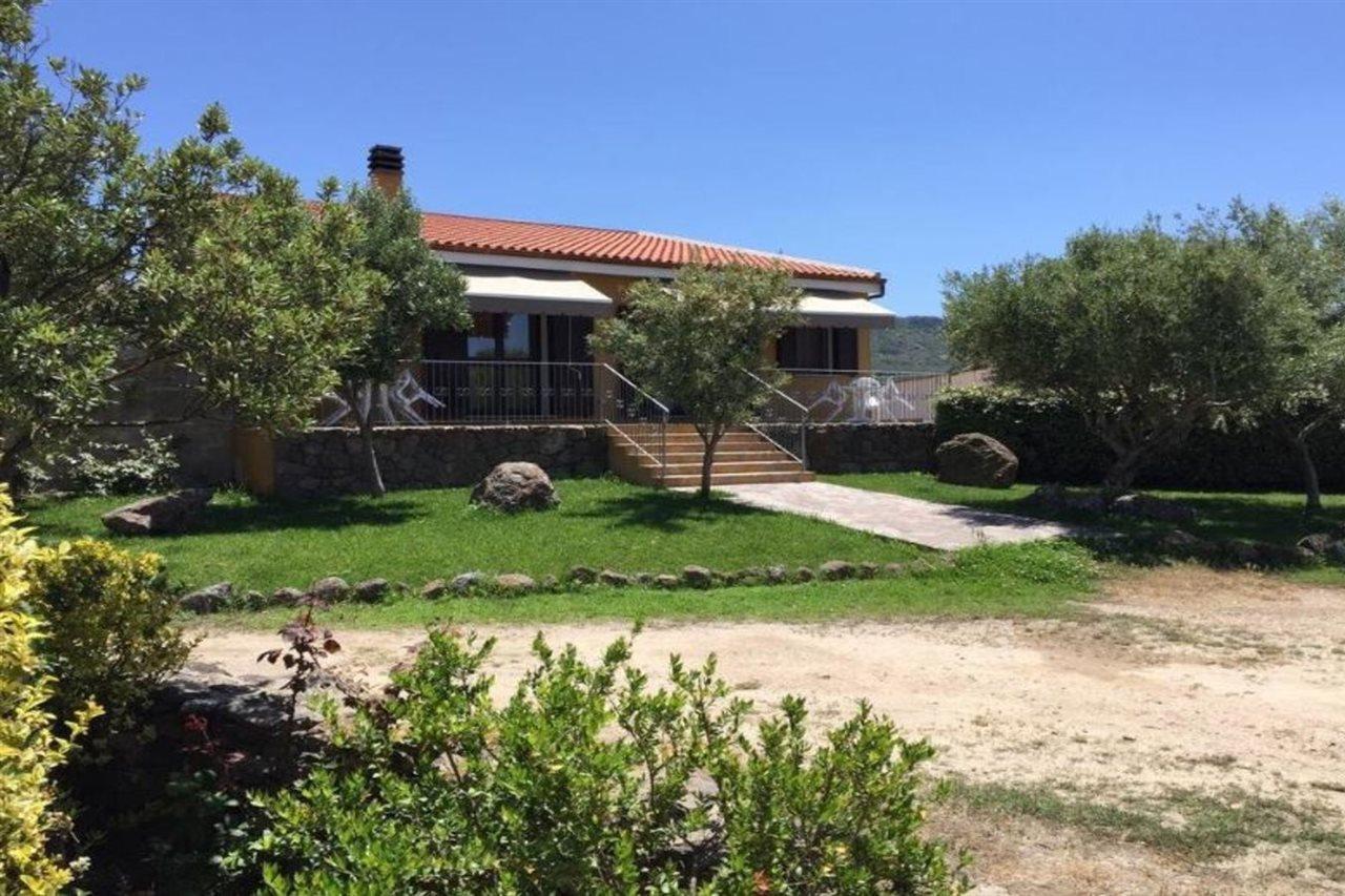 Agriturismo Monte Istulargiu ヴァッレドーリア エクステリア 写真