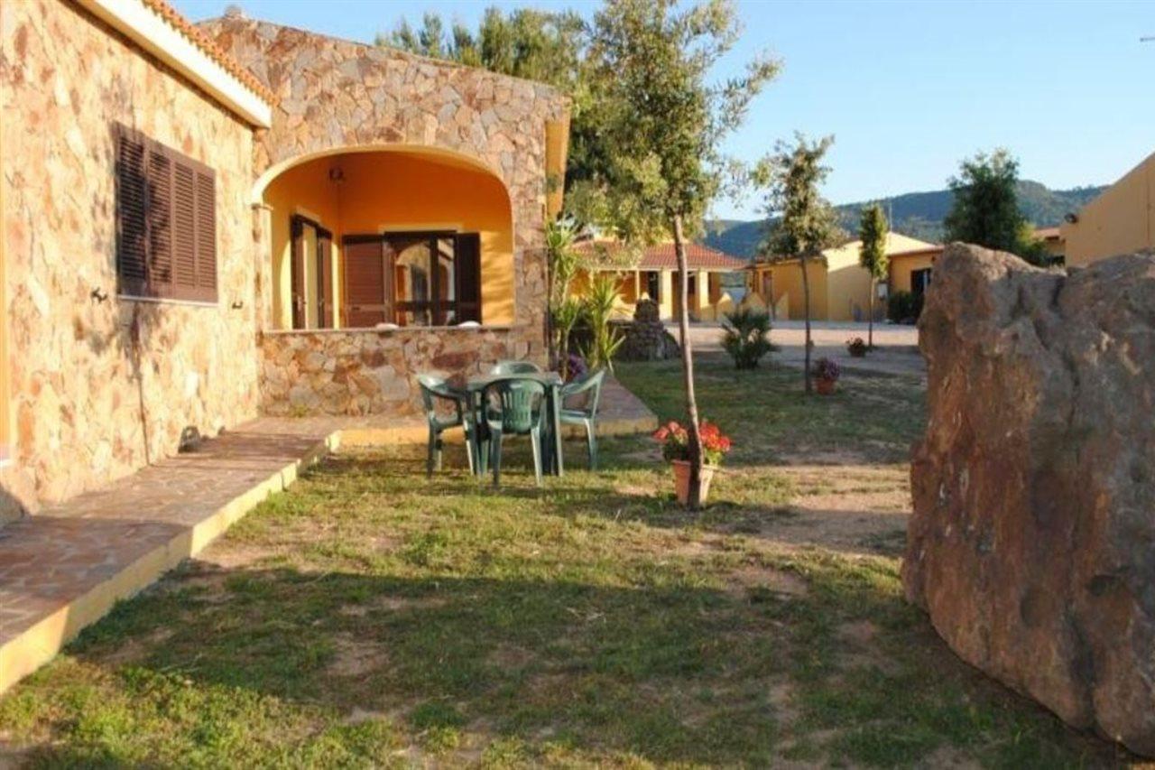 Agriturismo Monte Istulargiu ヴァッレドーリア エクステリア 写真