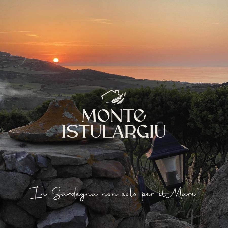 Agriturismo Monte Istulargiu ヴァッレドーリア エクステリア 写真