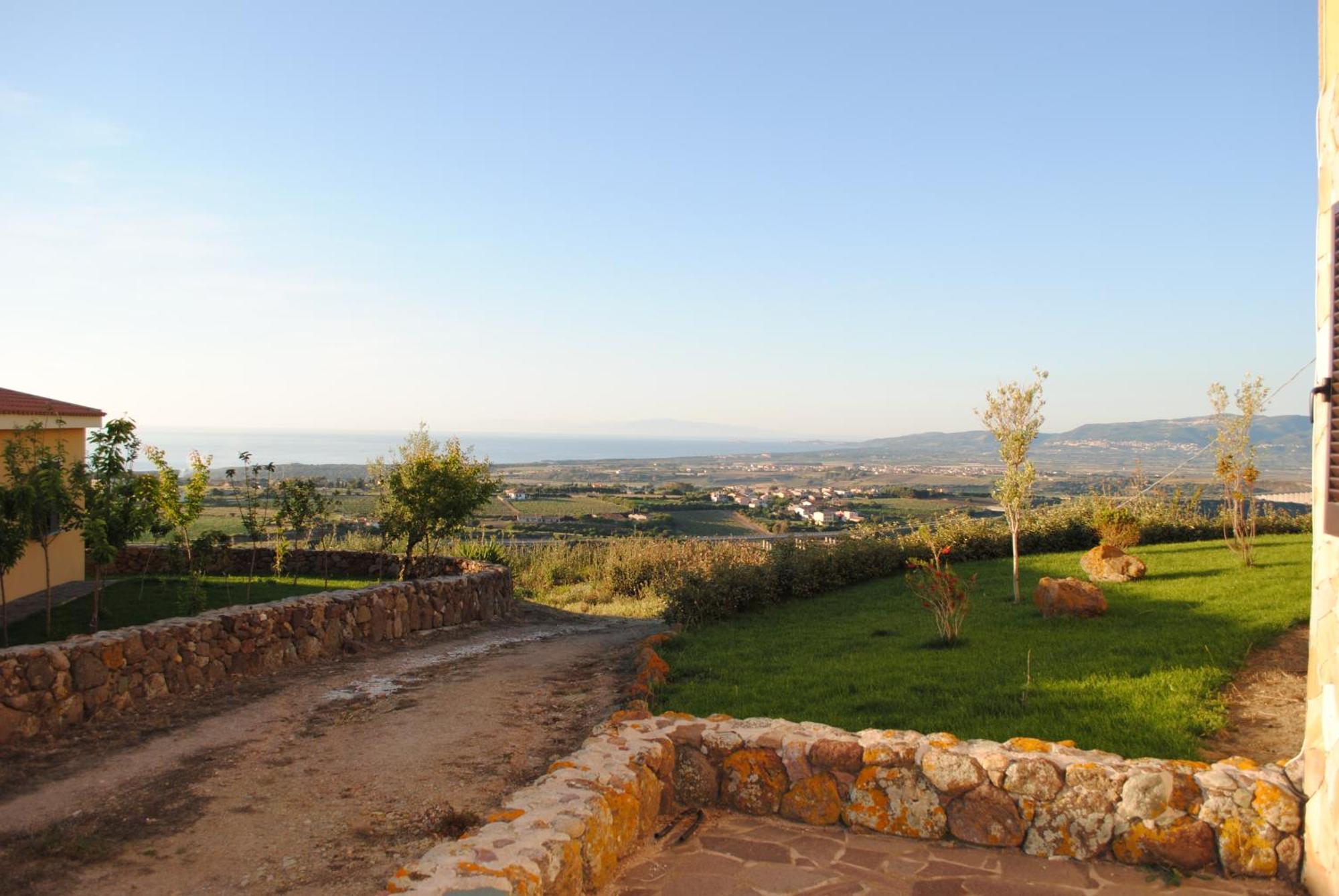 Agriturismo Monte Istulargiu ヴァッレドーリア エクステリア 写真