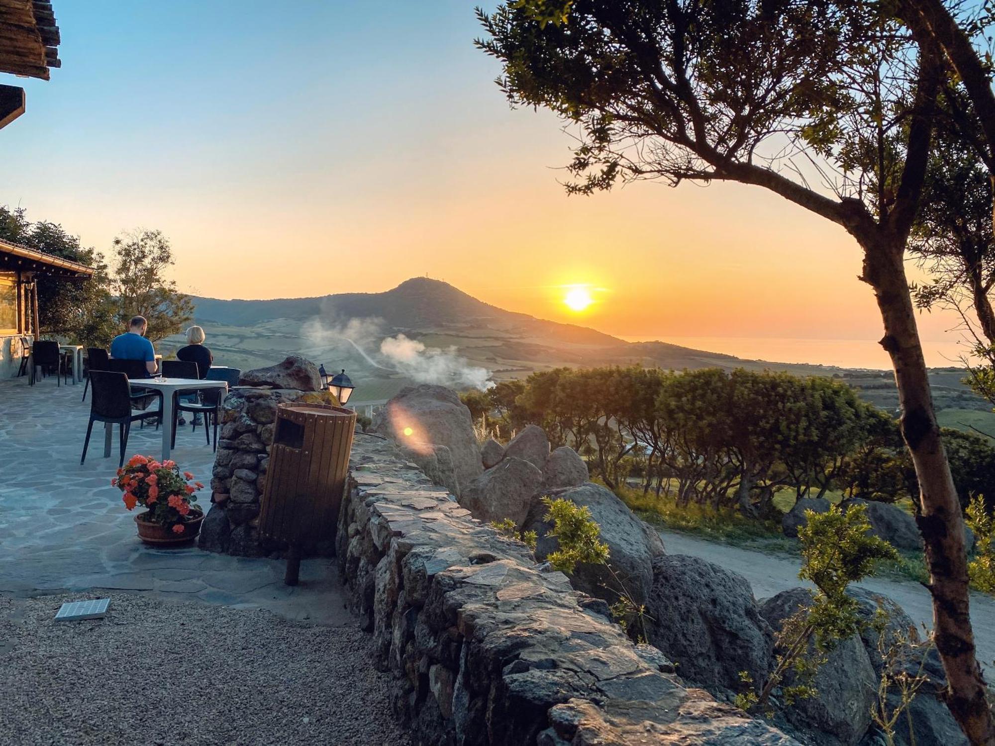 Agriturismo Monte Istulargiu ヴァッレドーリア エクステリア 写真